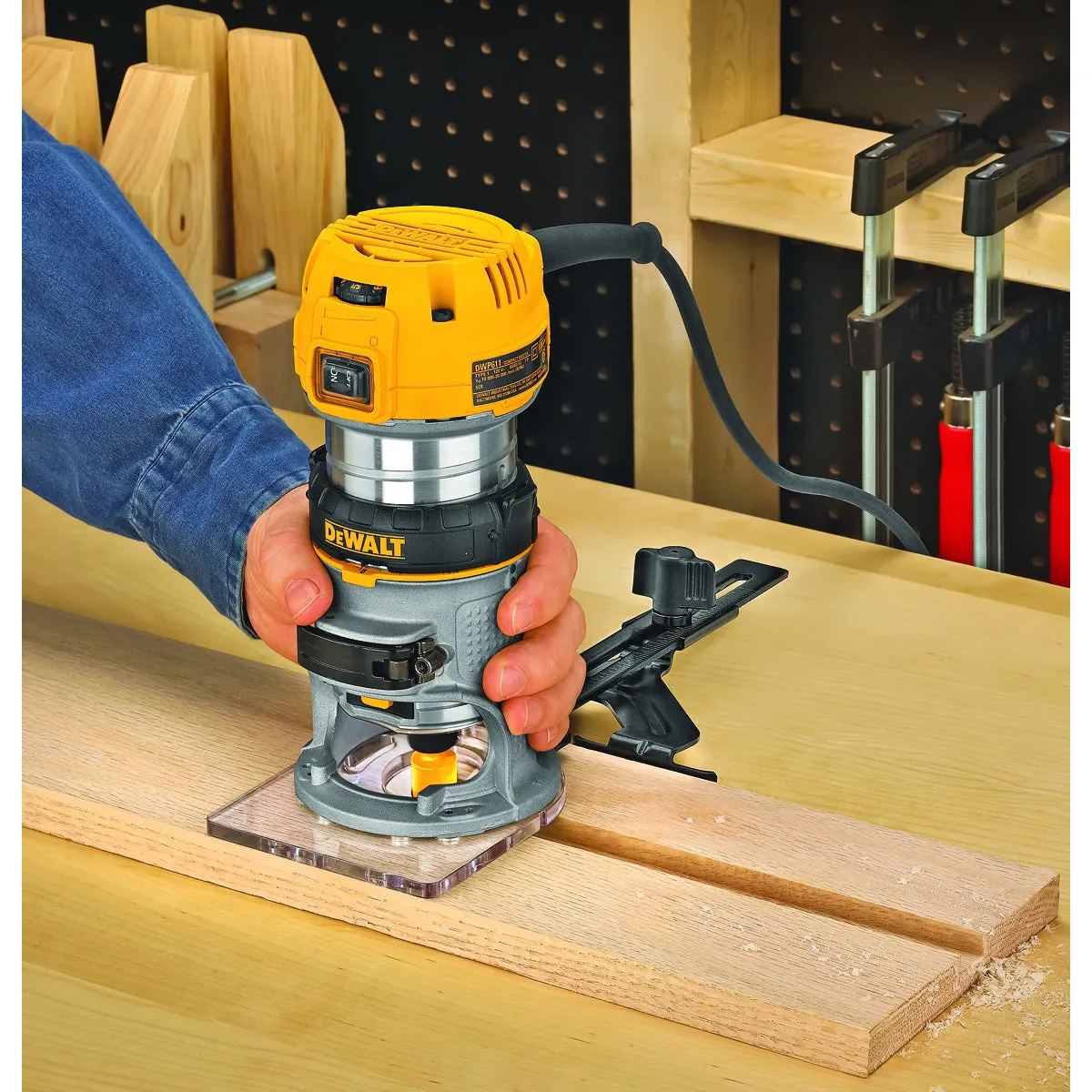 DeWALT DWP611 Corded 1-1/4HP Max Torque Variable Speed Compact Router